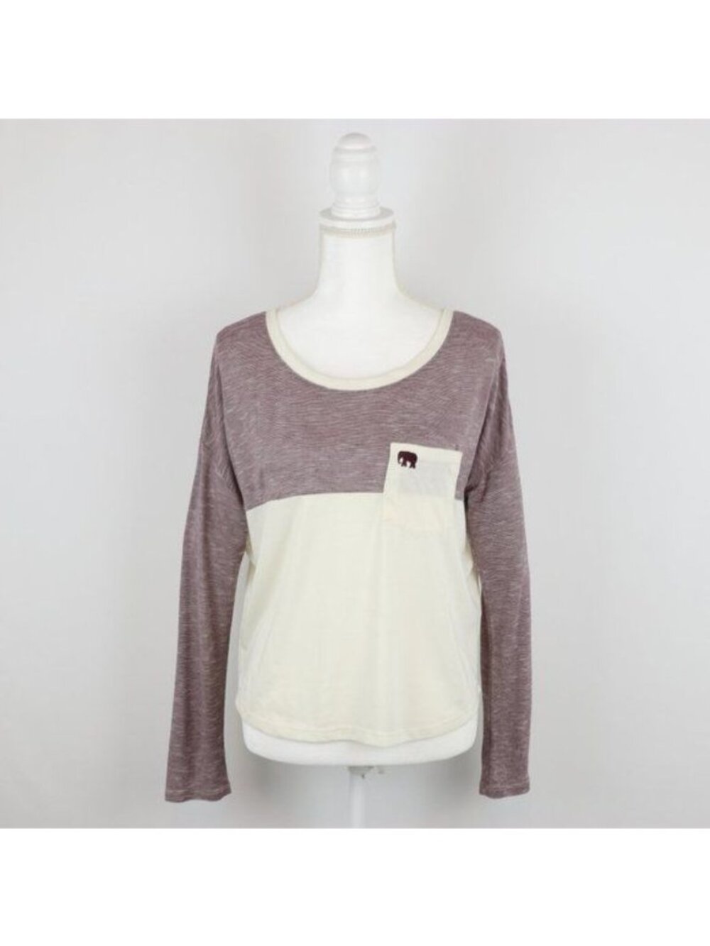 Empyre Women's Small Purple Cream Scoop Neck Long Sleeve Knit Pocket Tee